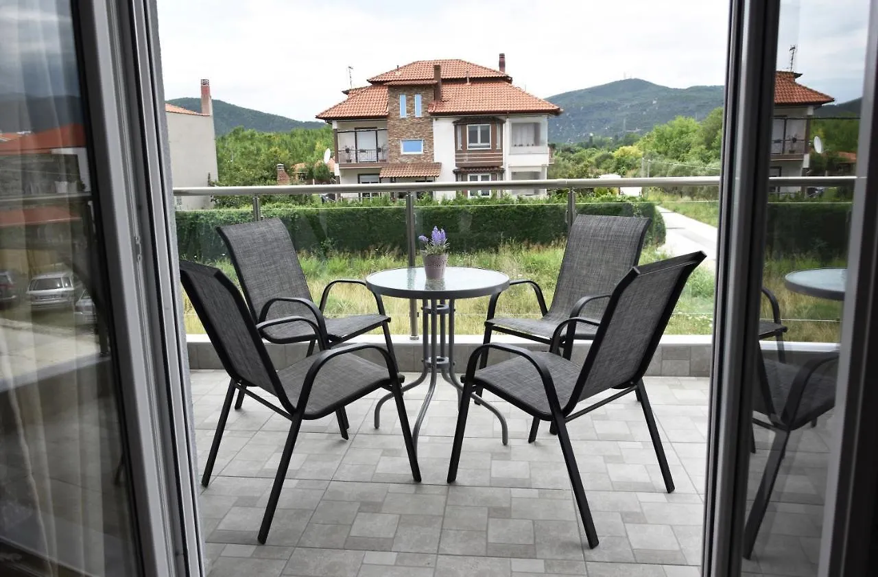 Apartahotel Star Studios Stavros